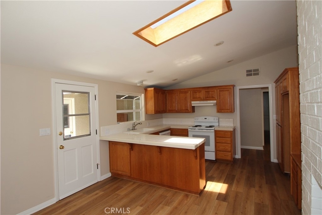 263 Hanover Drive - Photo 4
