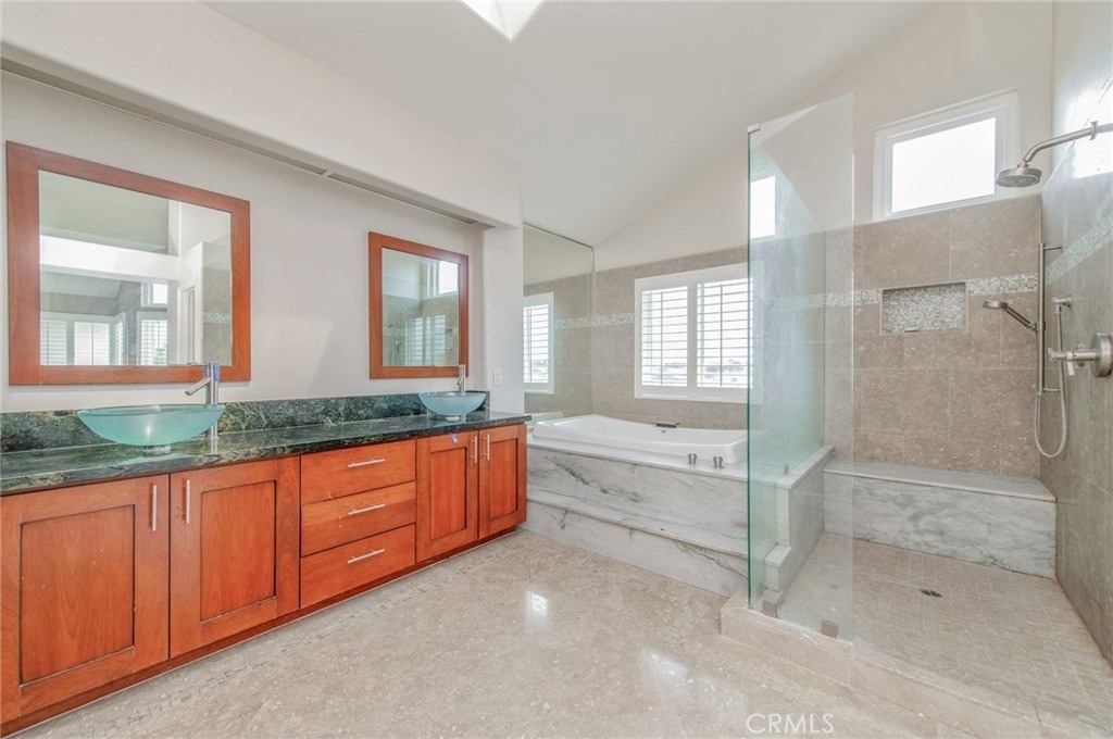 9042 Santiago Dr - Photo 25