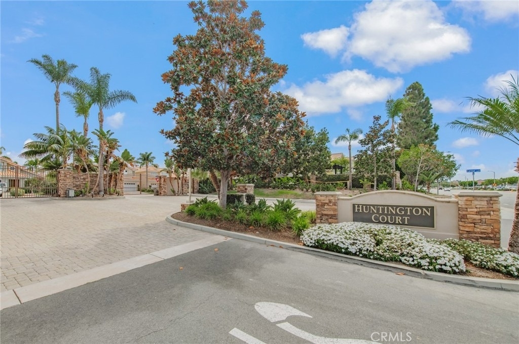 9042 Santiago Dr - Photo 35