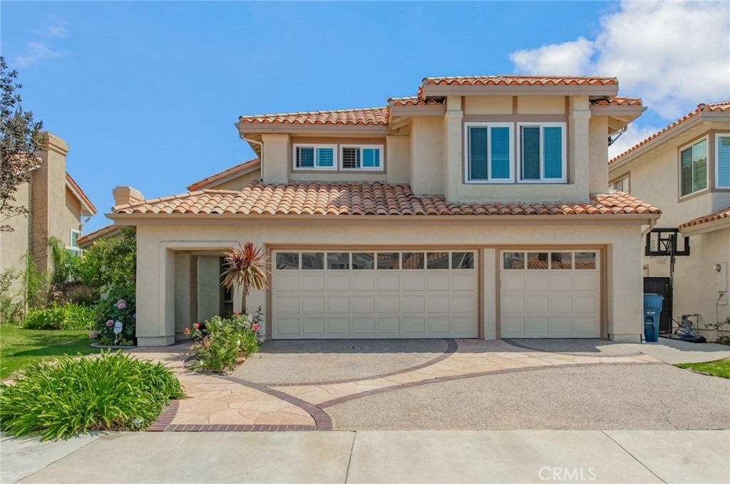 9042 Santiago Dr - Photo 0