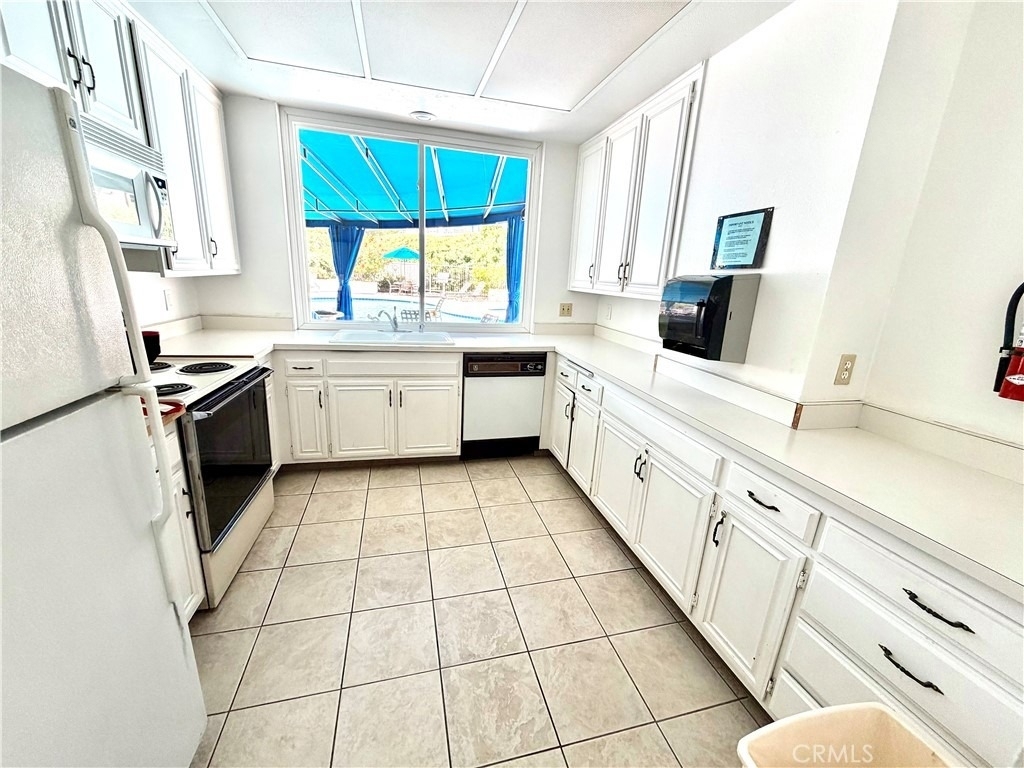 200 Mcneil - Photo 15