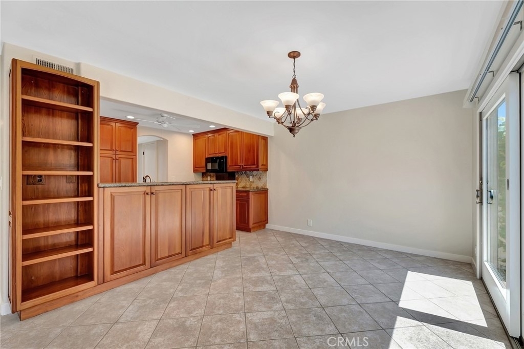 512 Amber Drive - Photo 5