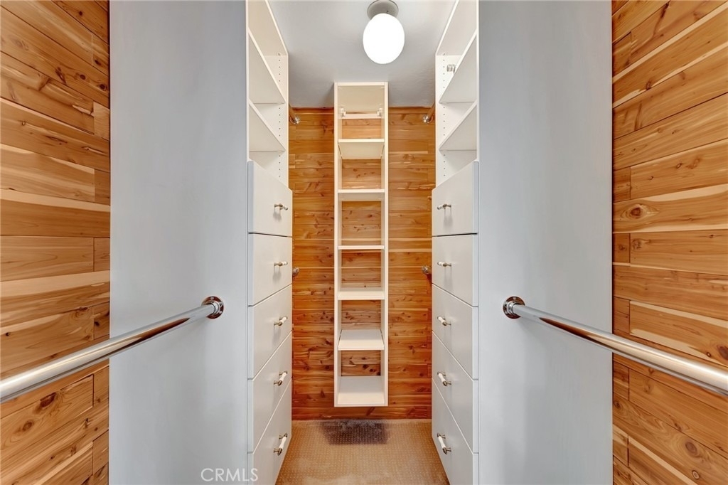 512 Amber Drive - Photo 32
