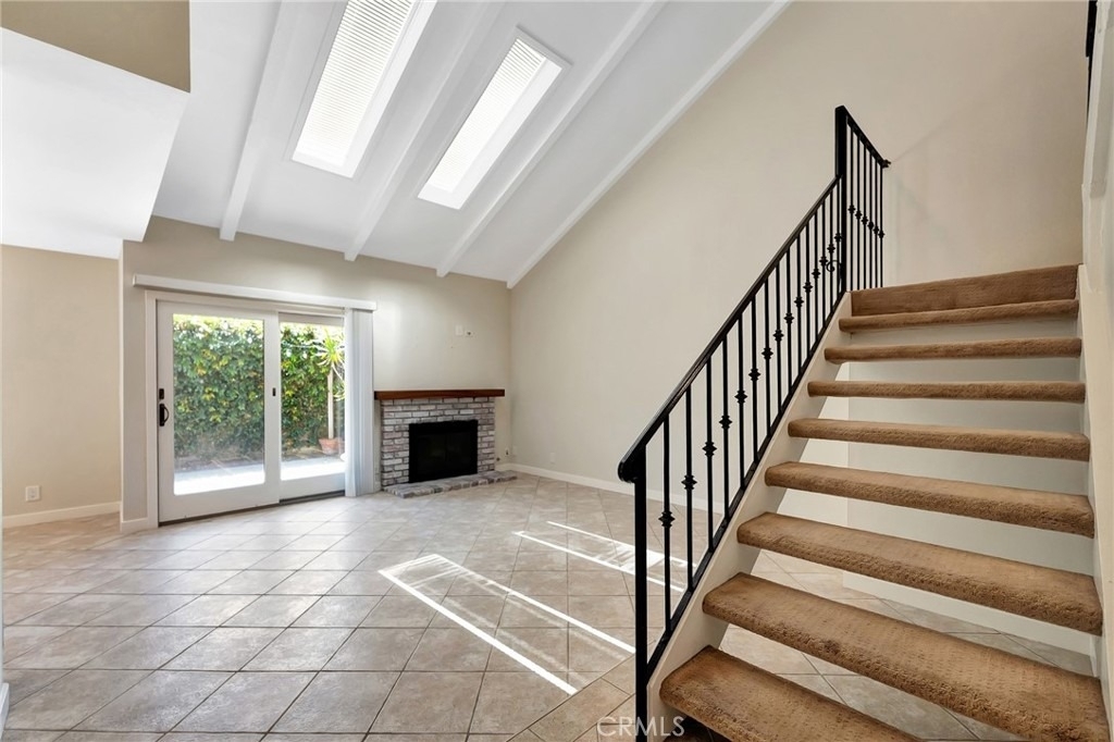 512 Amber Drive - Photo 14