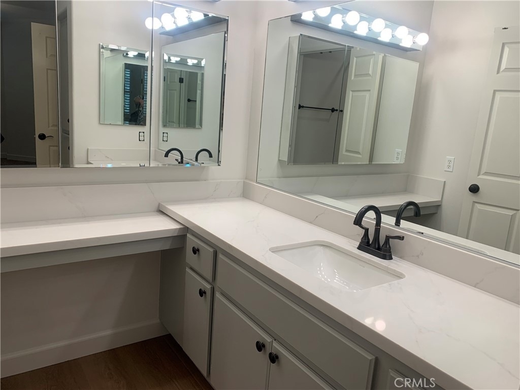 2960 Champion Way - Photo 17