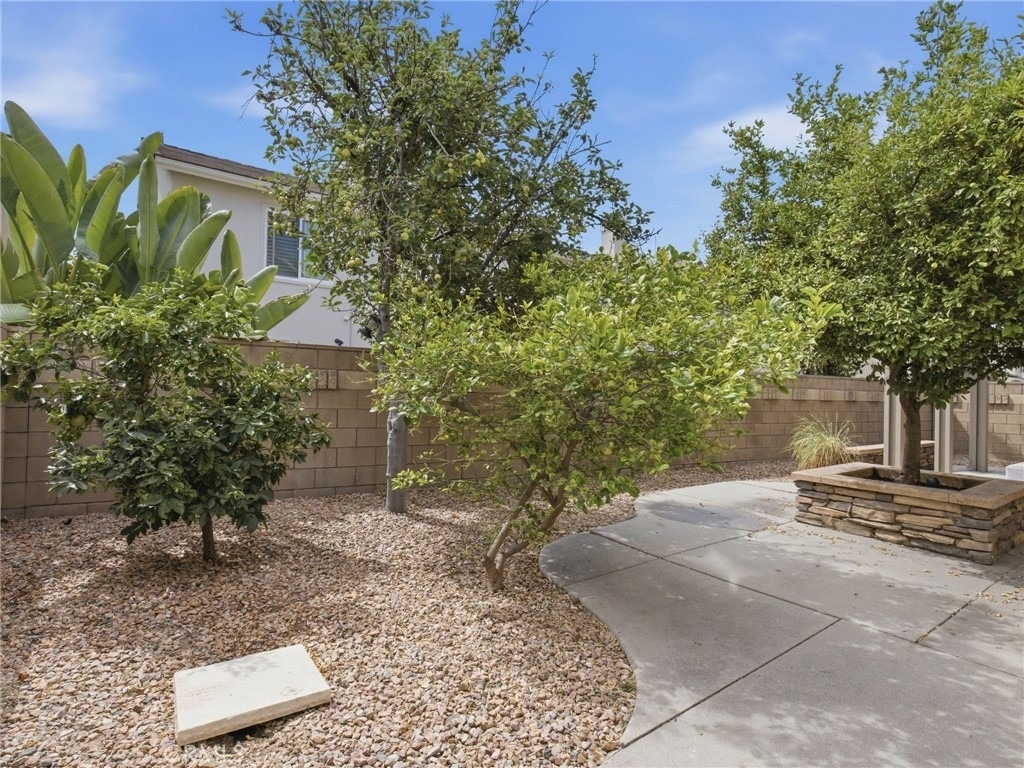 5689 Andover Way - Photo 40