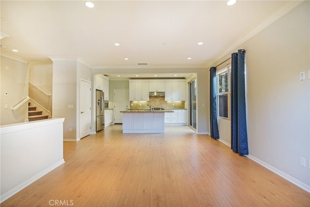75 Thornhurst - Photo 1