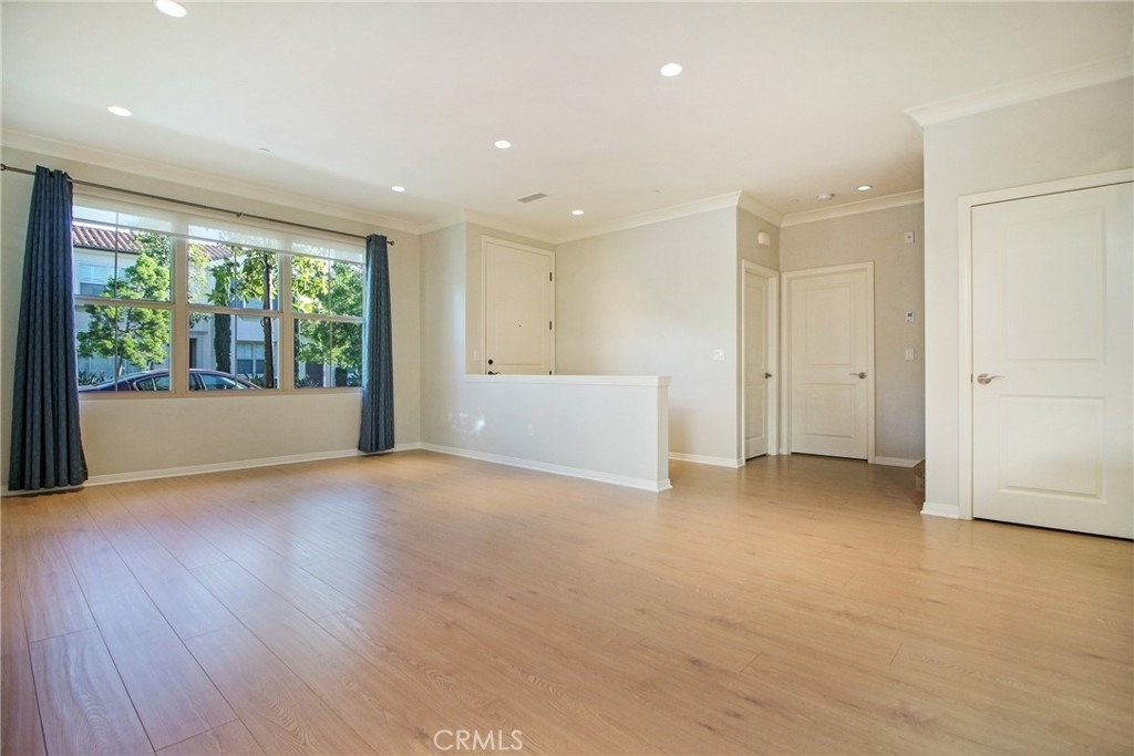75 Thornhurst - Photo 3