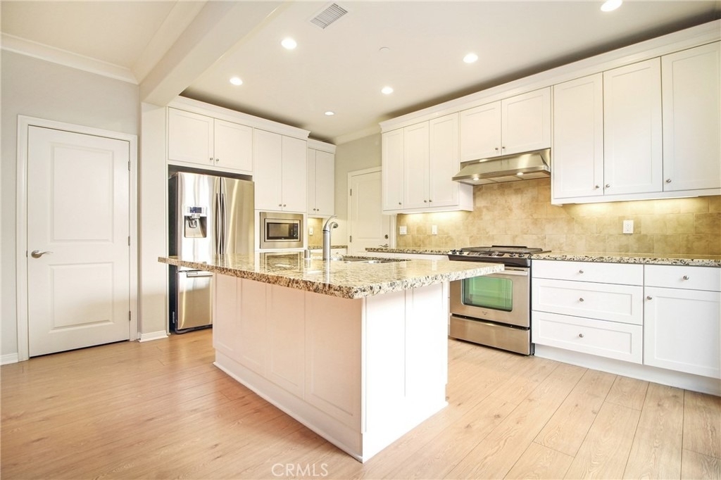 75 Thornhurst - Photo 4