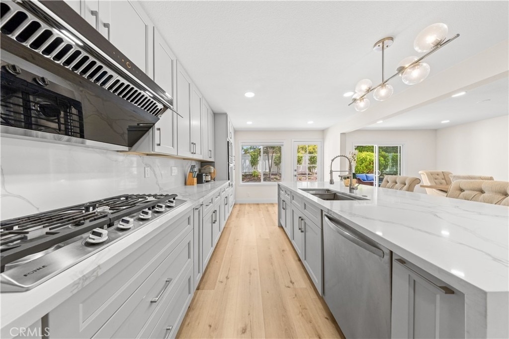 4311 Pioneer St - Photo 8