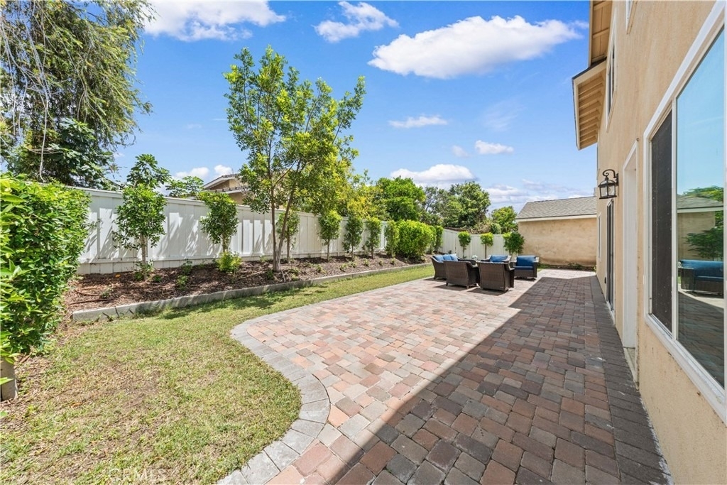 4311 Pioneer St - Photo 33