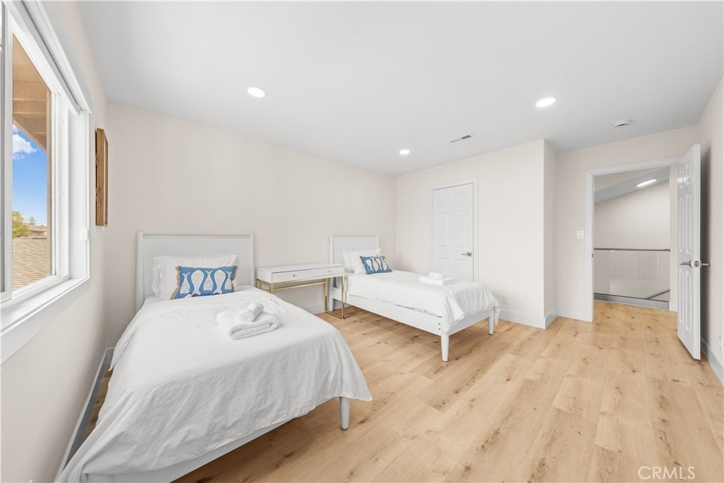 4311 Pioneer St - Photo 27