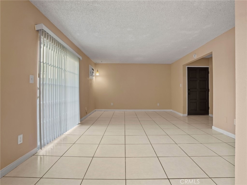 7037 Milton - Photo 1