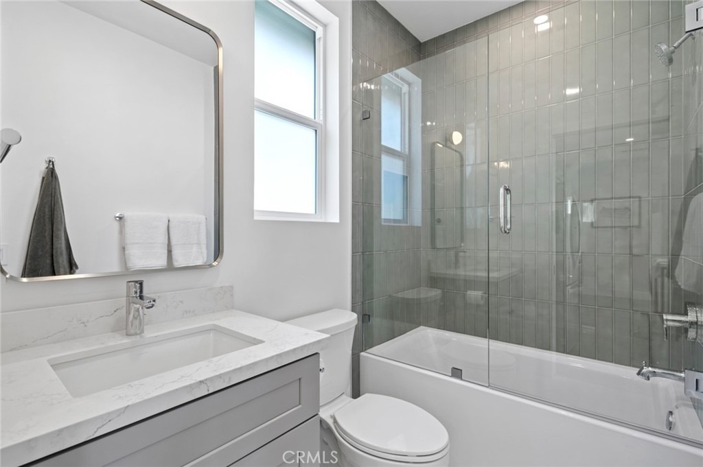 314 E 16th - Photo 7
