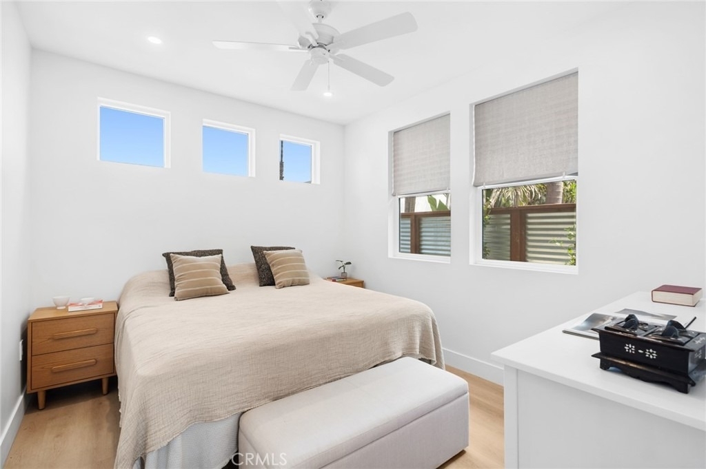 314 E 16th - Photo 5