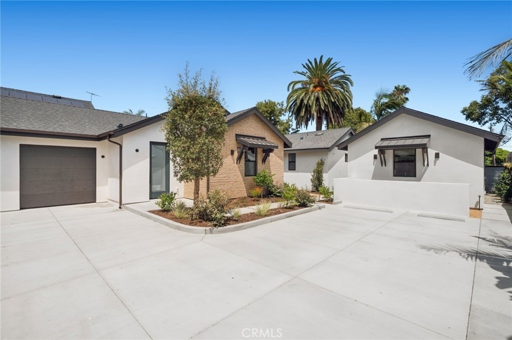 314 E 16th - Photo 9