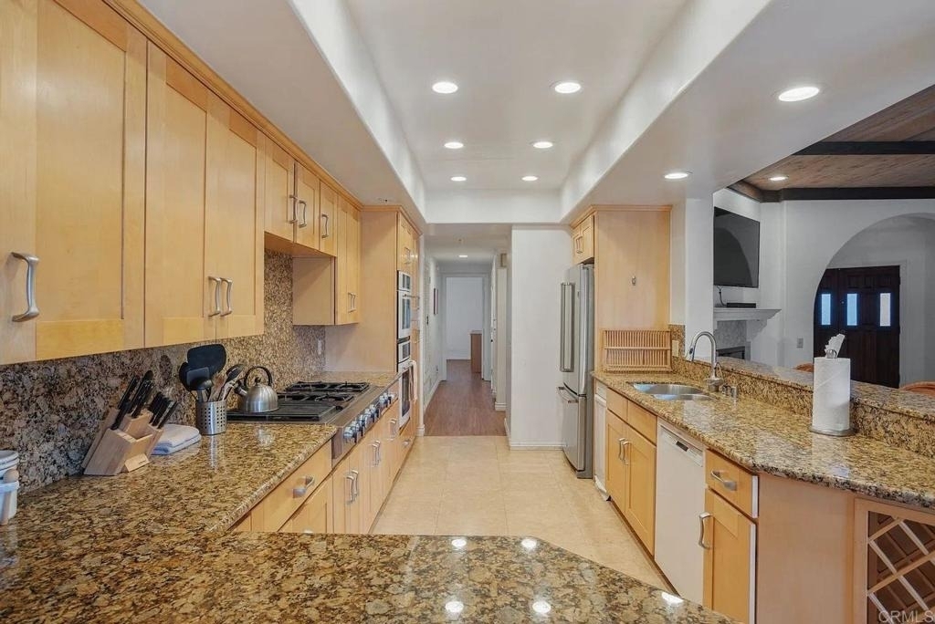 120 5th Street - Photo 0