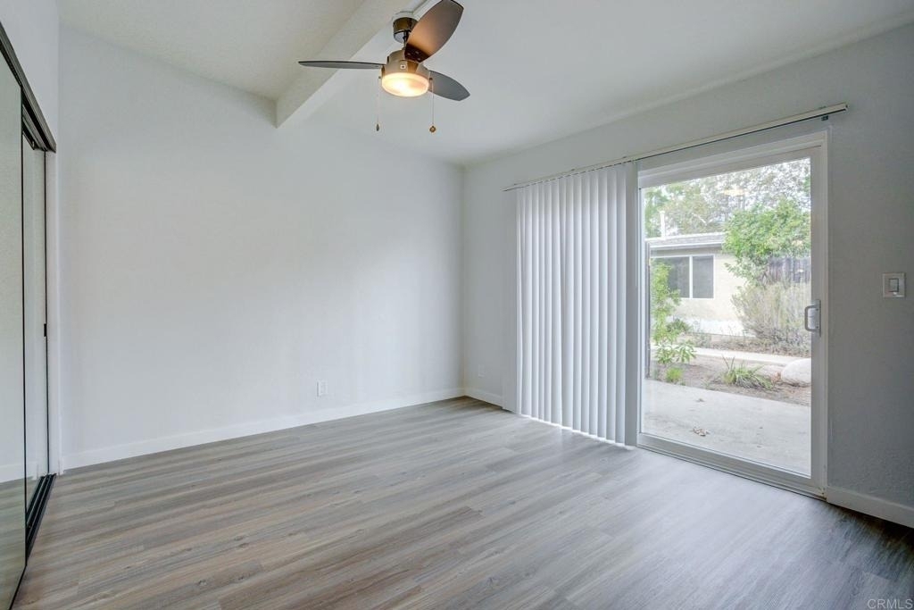 521 W 11th Avenue - Photo 3