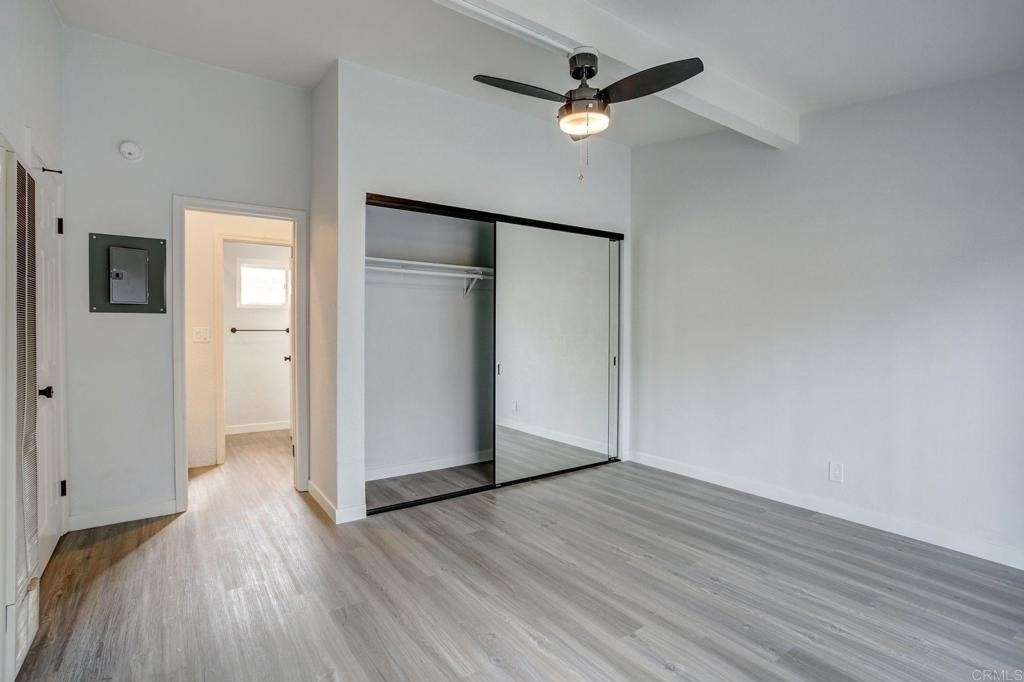 521 W 11th Avenue - Photo 5
