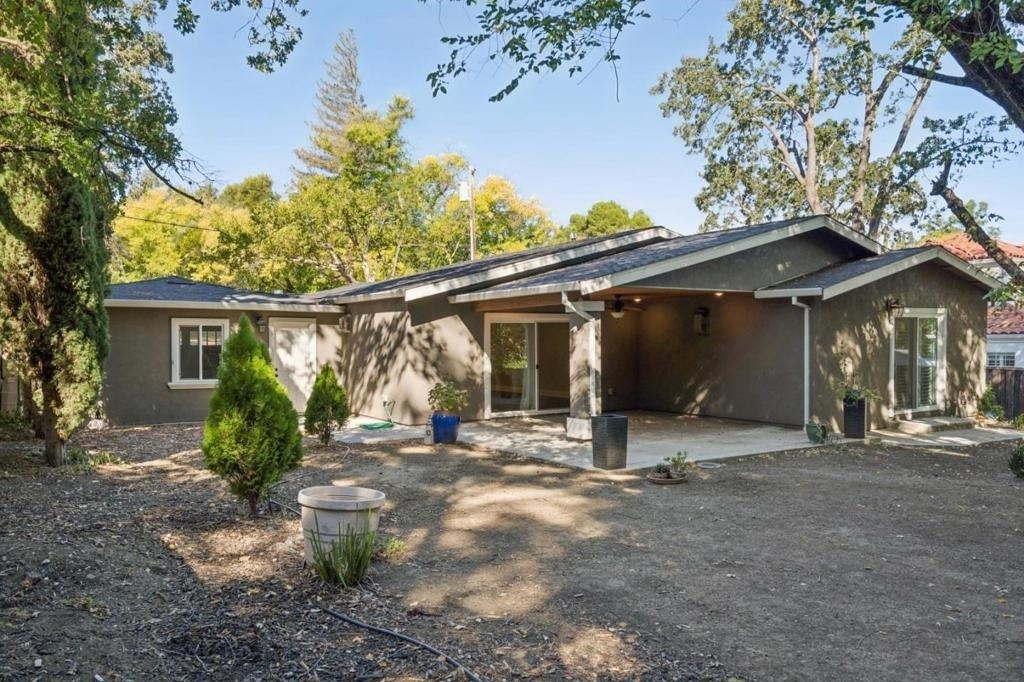 2081 Buttner Road - Photo 36