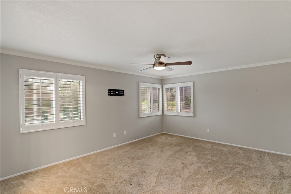 1472 Pinewood Drive - Photo 16