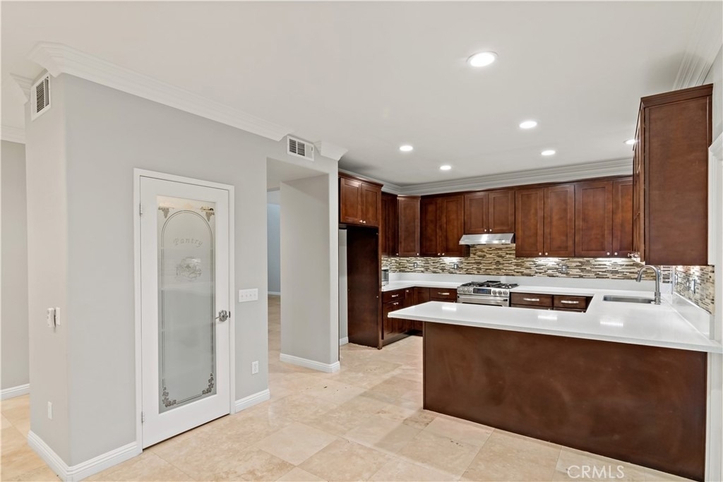 1472 Pinewood Drive - Photo 10