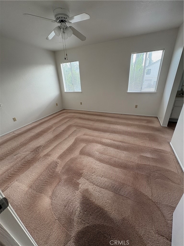 1524 Canterbury - Photo 9