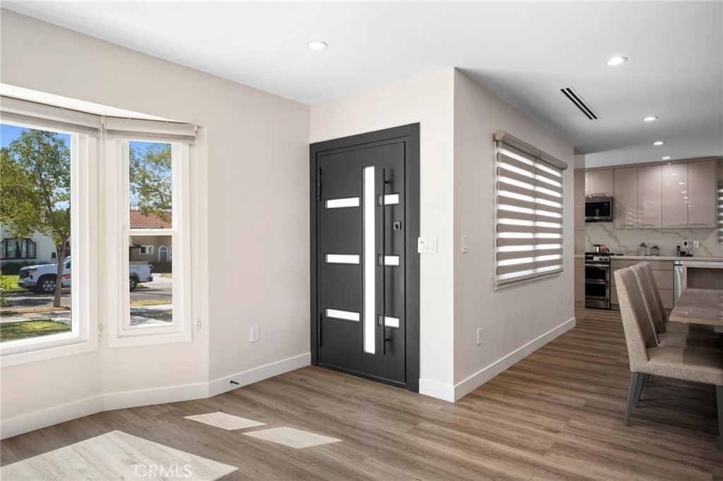 1365 Winchester Avenue - Photo 3