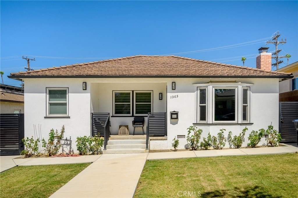 1365 Winchester Avenue - Photo 1