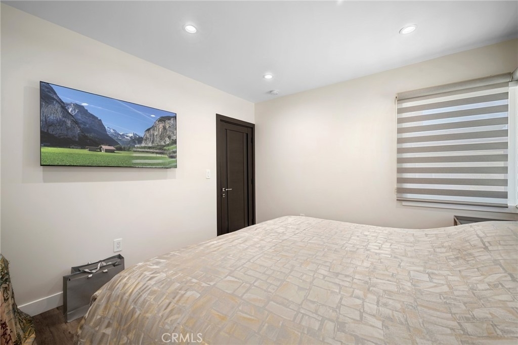 1365 Winchester Avenue - Photo 18