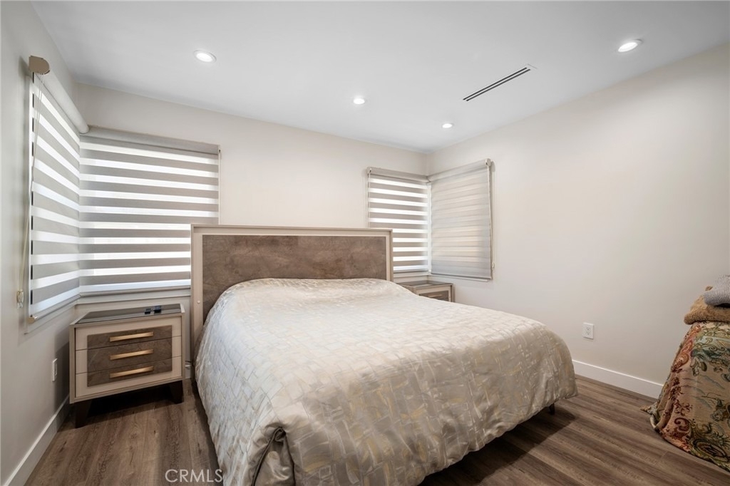1365 Winchester Avenue - Photo 17