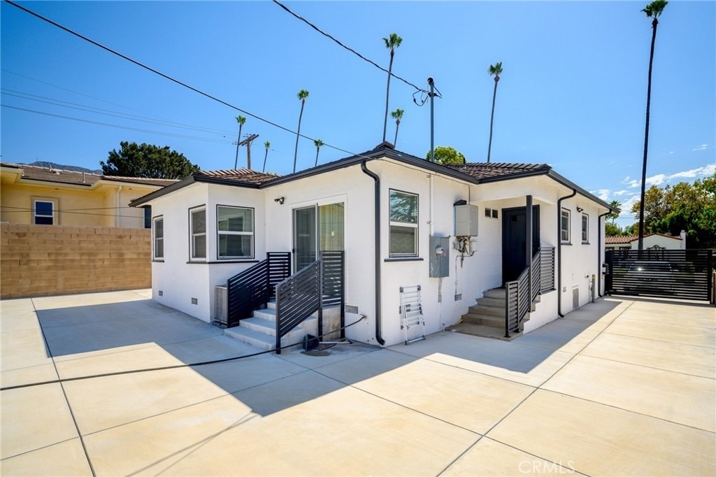 1365 Winchester Avenue - Photo 22