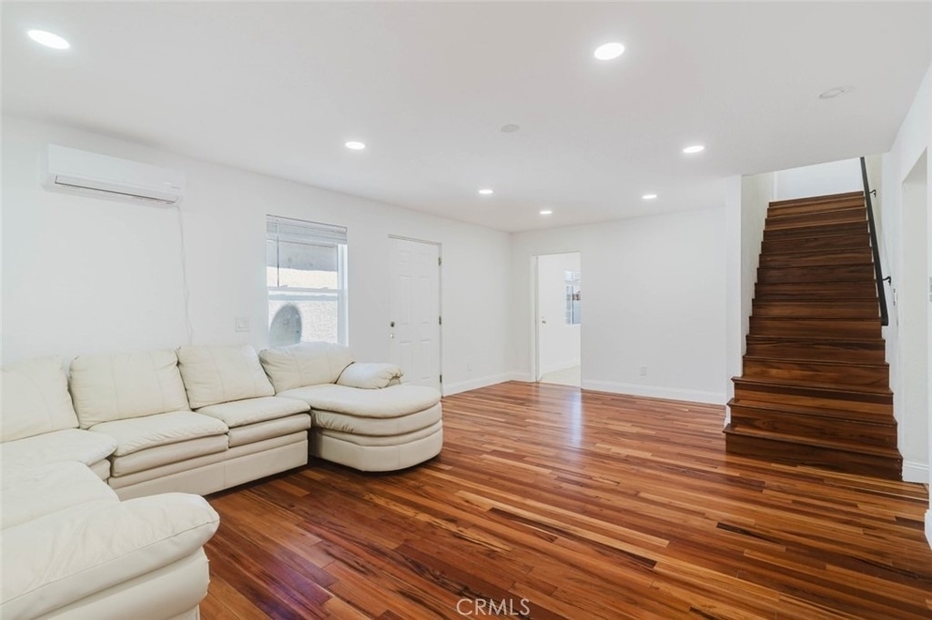 13501 Egbert Street - Photo 23
