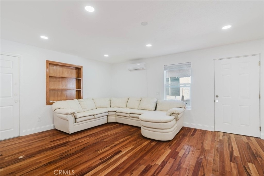 13501 Egbert Street - Photo 24