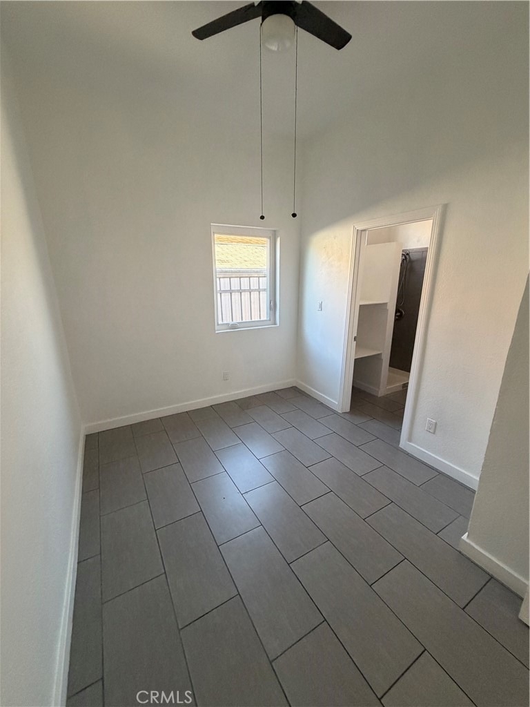4354 Compton - Photo 36