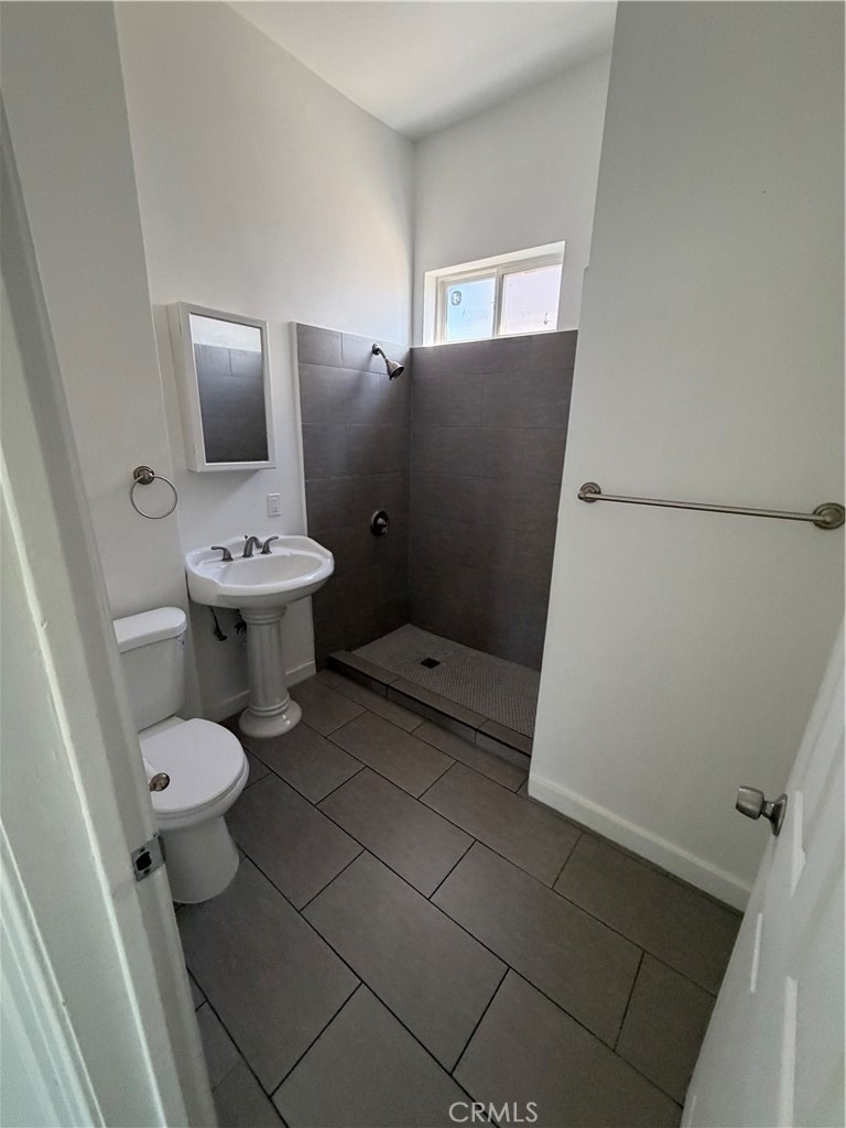 4354 Compton - Photo 17