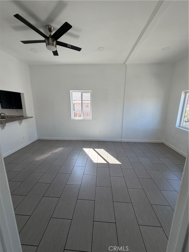 4354 Compton - Photo 19