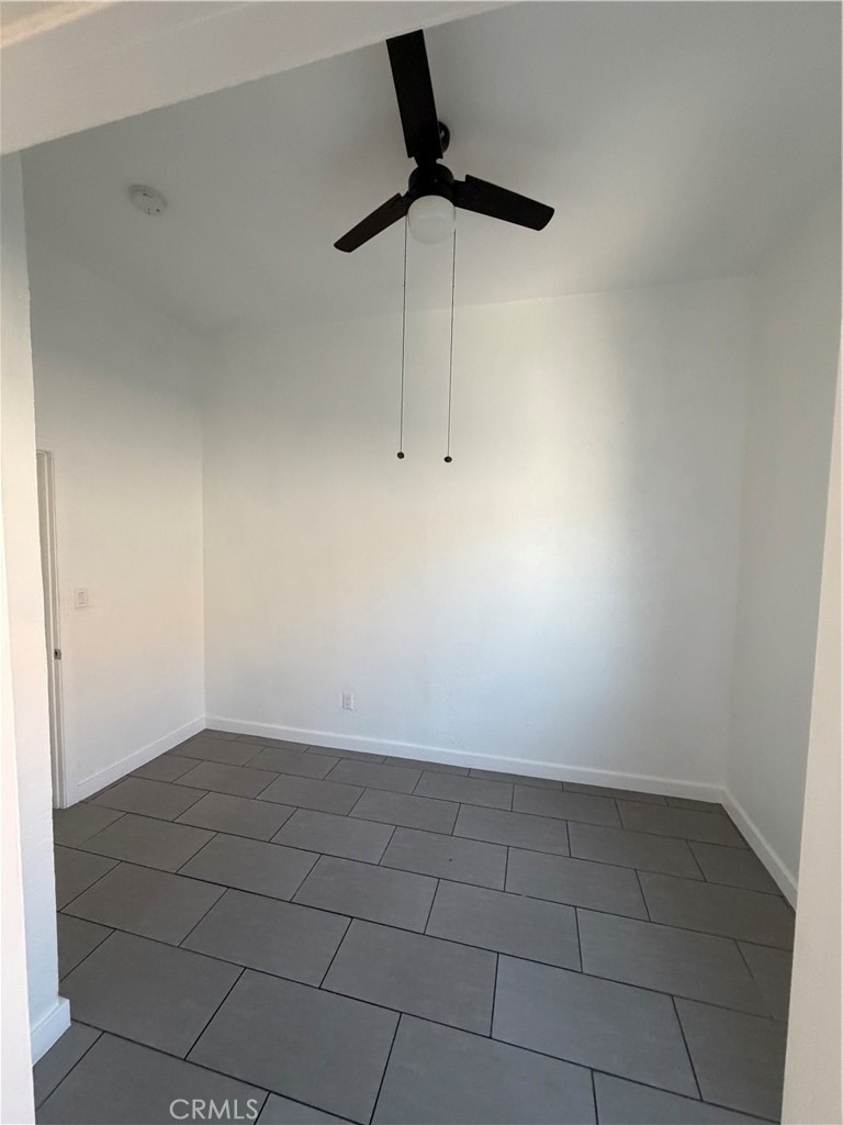 4354 Compton - Photo 32