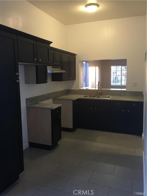 4354 Compton - Photo 4