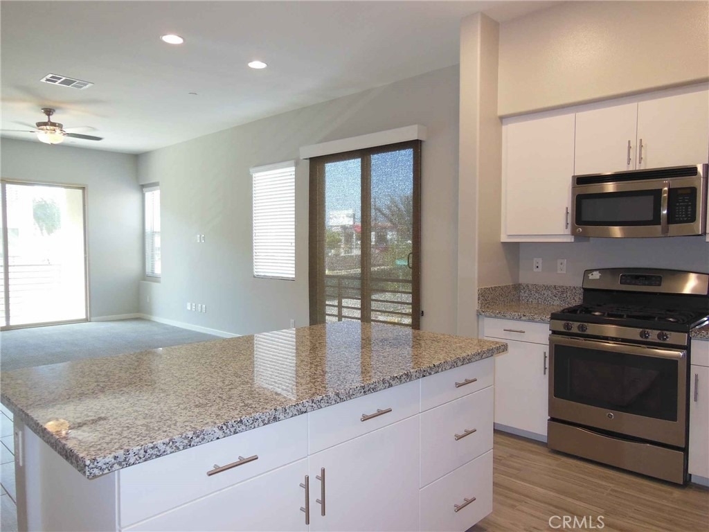 674 Chandler - Photo 15