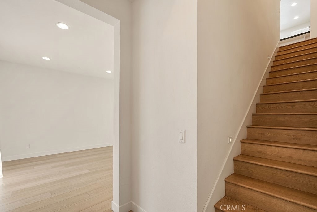 5750 Acacia Lane - Photo 9