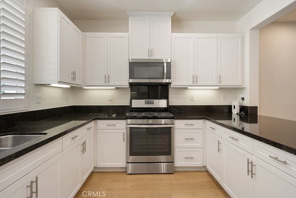 5750 Acacia Lane - Photo 16