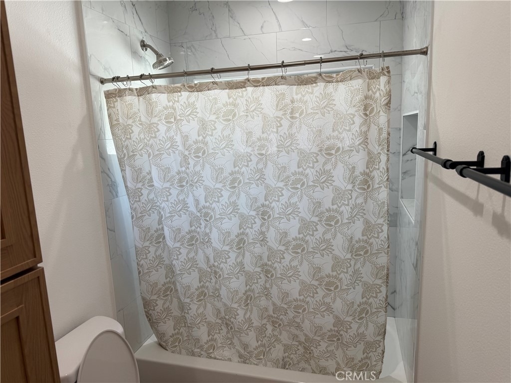 1395 A 3rd - Photo 11