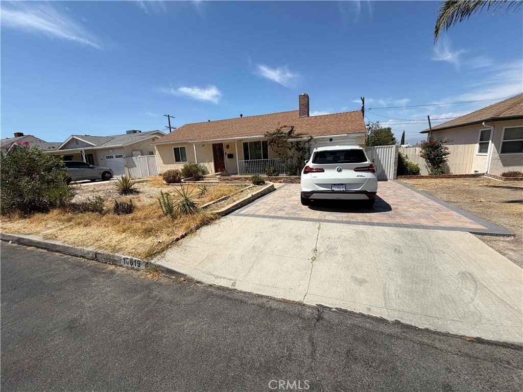 10619 Mcclemont - Photo 0
