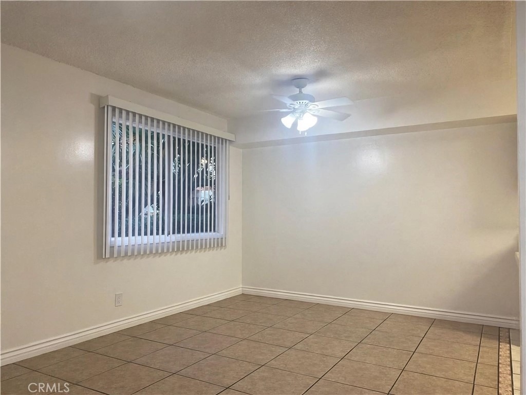 1146 E Lexington - Photo 22