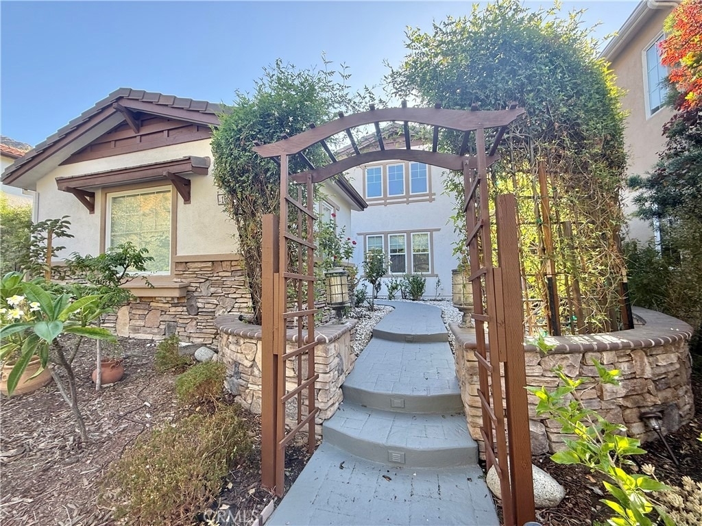 16 Foxtail Court - Photo 1