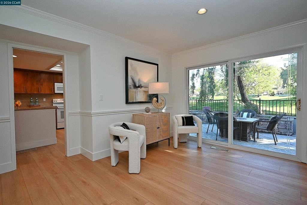 597 Saint George Rd - Photo 5