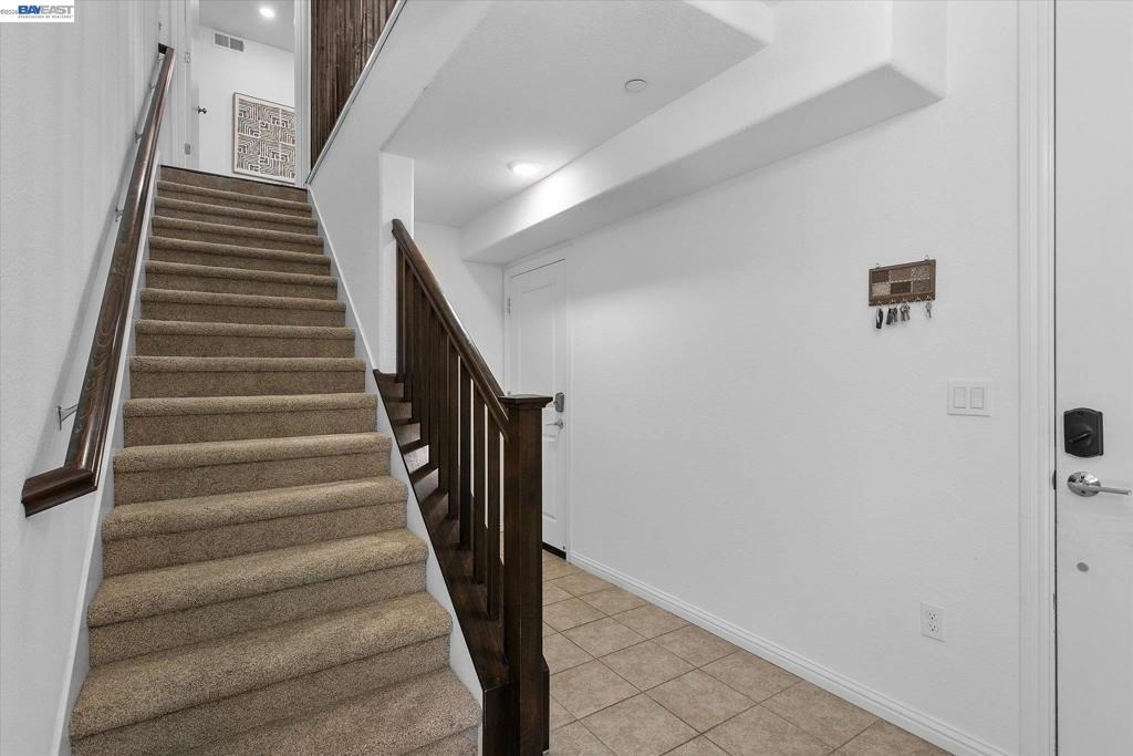 2071 Mahuron Cir - Photo 3