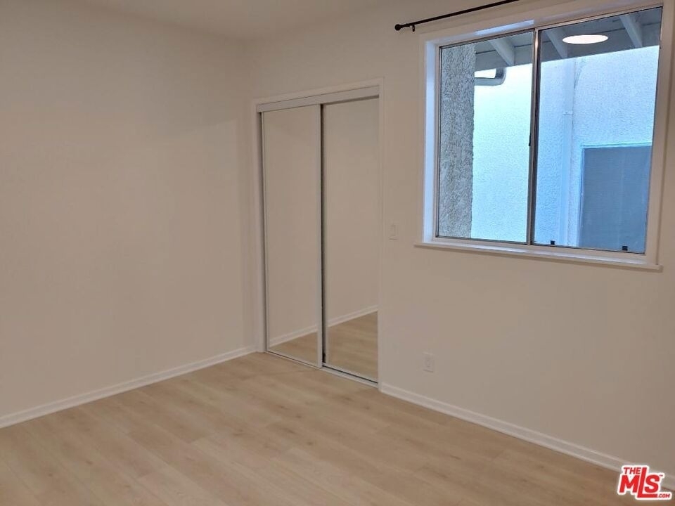 5419 Harold Way - Photo 7