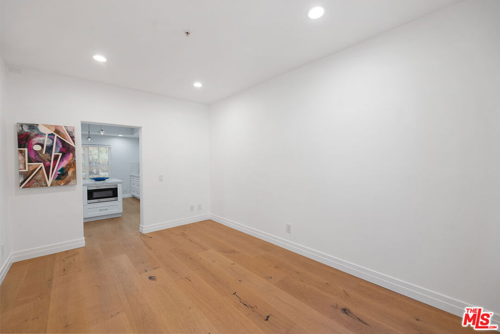851 N San Vicente Boulevard - Photo 9